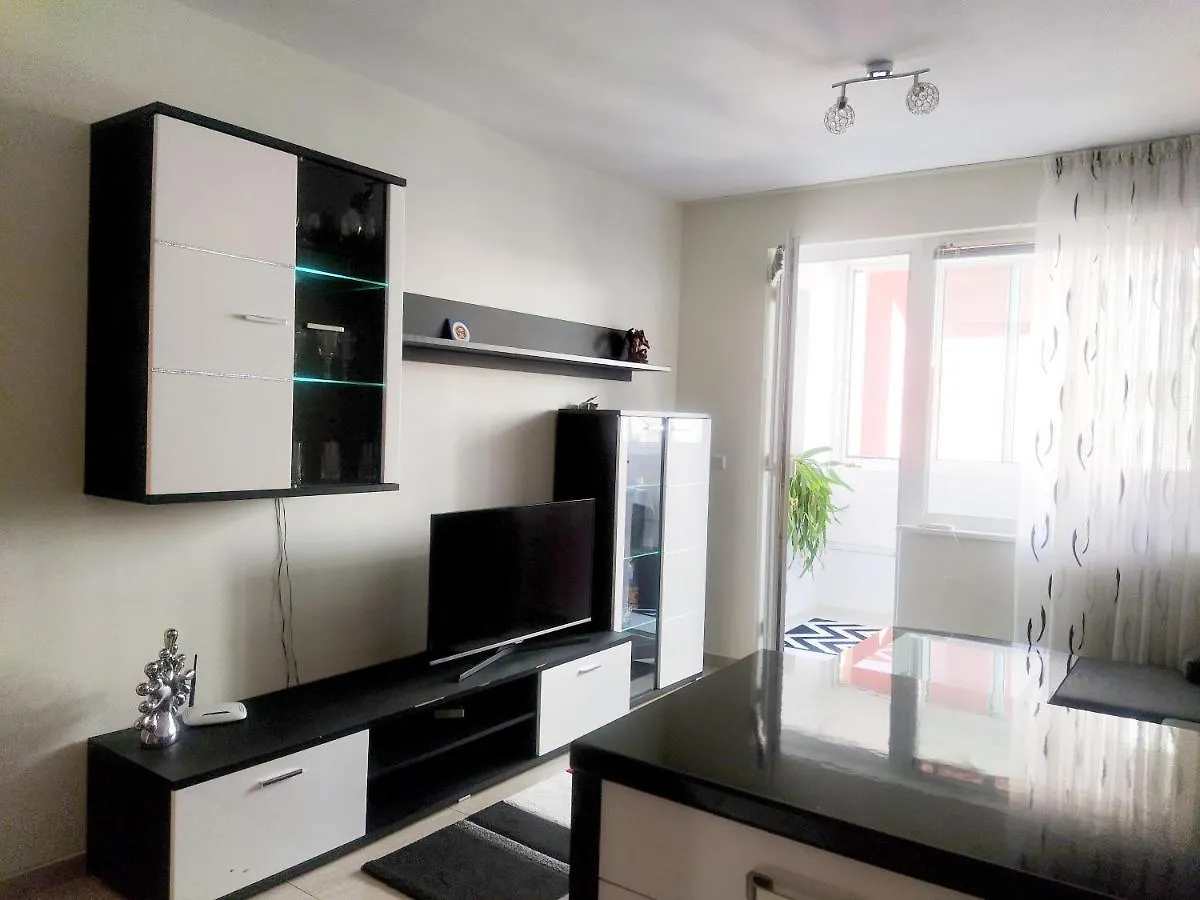 Modern Apartment In Бургас